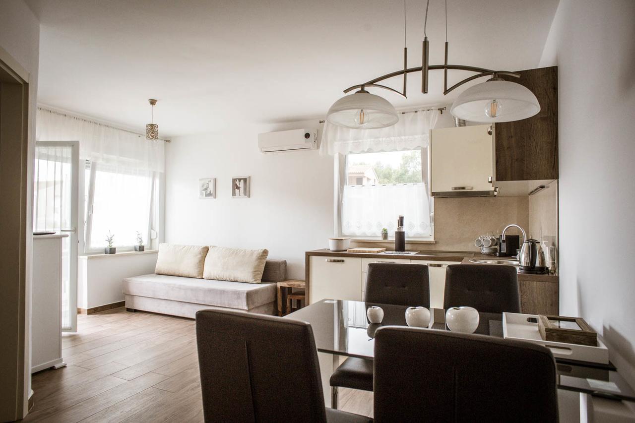 Marco Apartments Fažana Kültér fotó